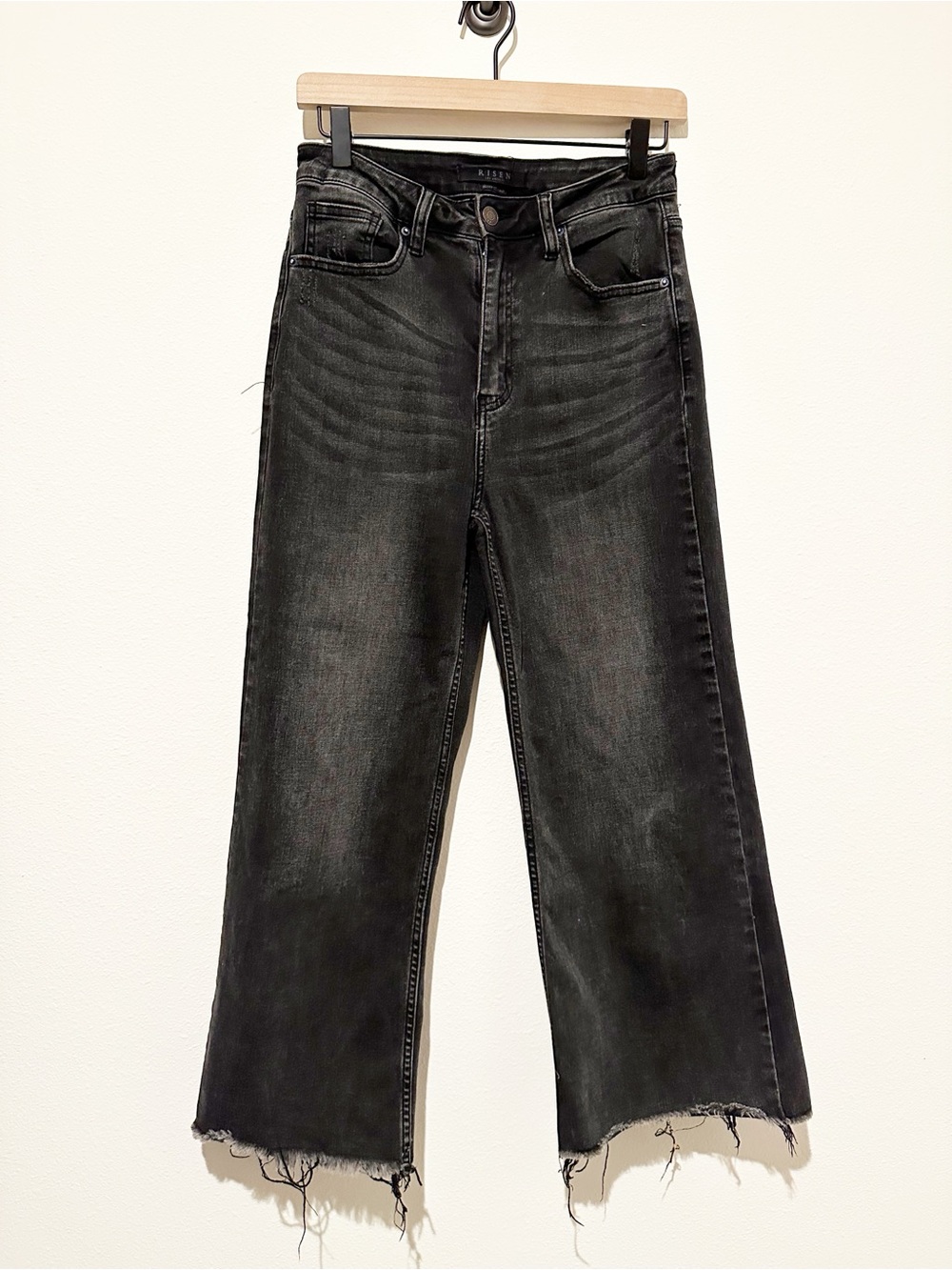 Risen Jeans Black High-Rise Wide-Leg Cropped Jeans - 27